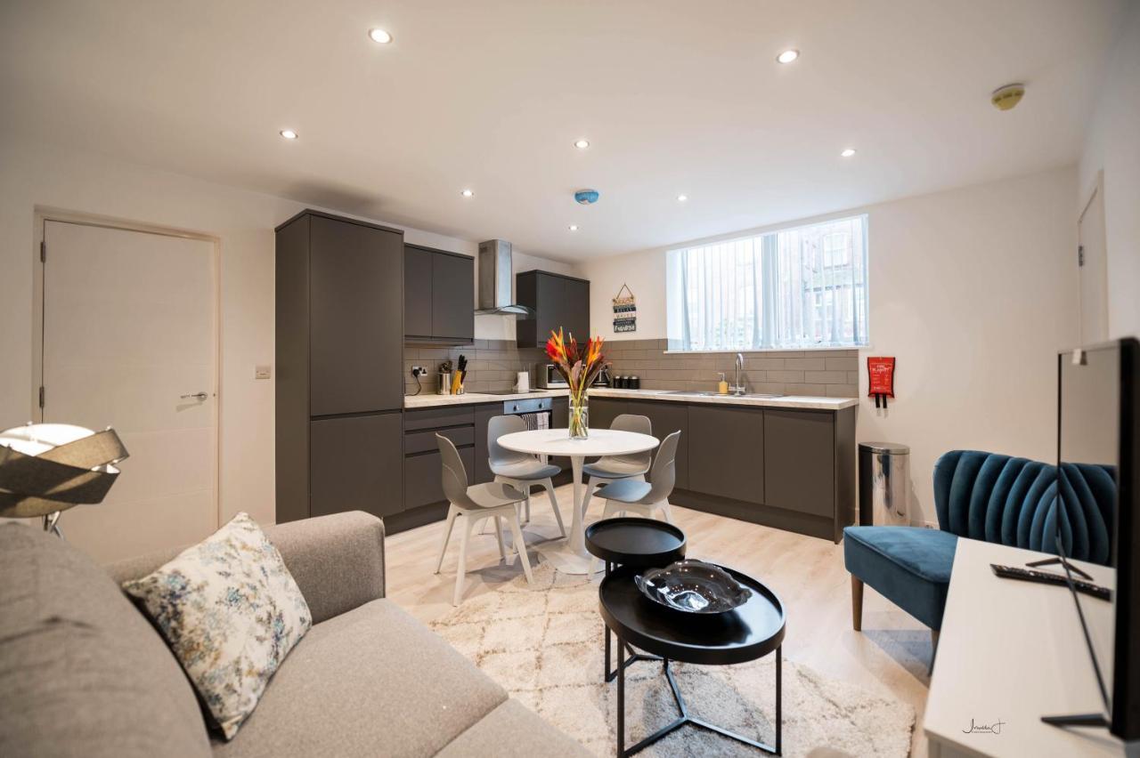 Charles Alexander Short Stay - Windmill House Apartments Lytham St Annes Εξωτερικό φωτογραφία